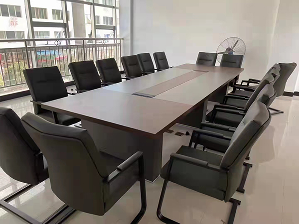 辦公椅定制銷(xiāo)售找福冠辦公家具